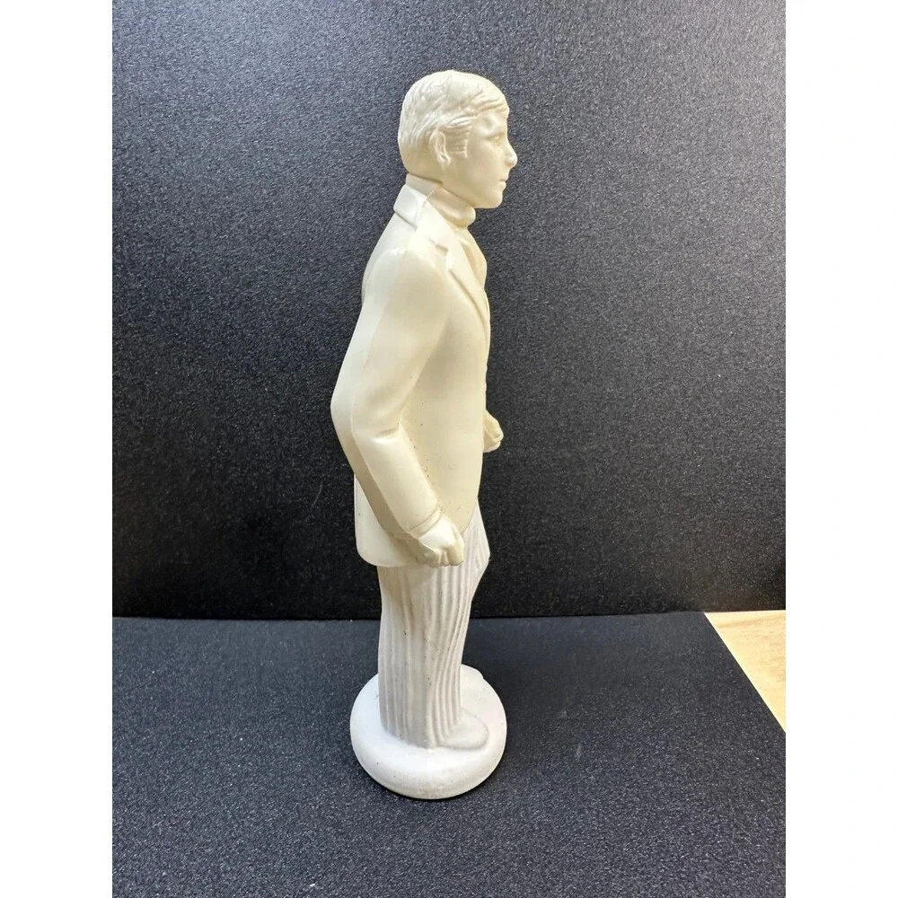 Vintage Avon Proud Groom‎ Sweet Honesty Decanter Bottle (Empty)